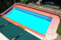 Joivy Villa Sofia Wonderful 2-Bed Flat with Lake Views