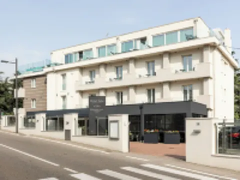 アマリス ガルダのホテル