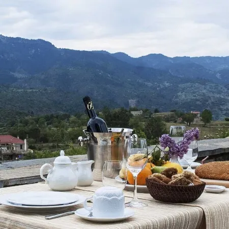 Aiora Guesthouse