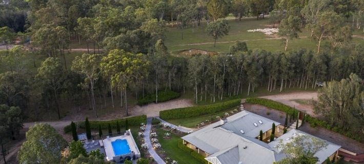 Thistle Hill Guesthouse - Walk to Many Wineries and Restaurants Отели в г. Поколбин