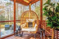 Modern, Cozy, Idyllic Log Cabin Secluded on 6 Serene Acres