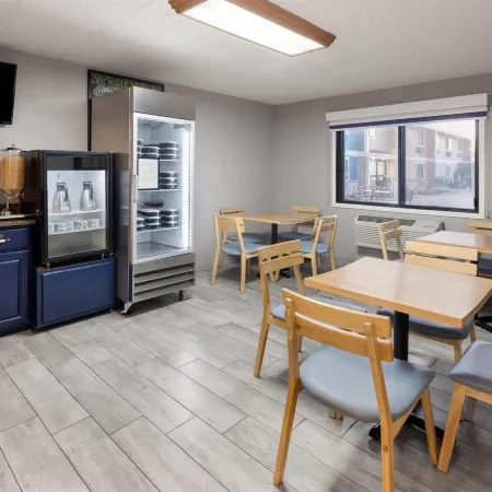 AmericInn by Wyndham Chippewa Falls
