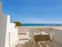 2830 Residence Solaris - Bilo Superior Fronte Mare by Barbarhouse Hotels in Torre Specchia Ruggeri