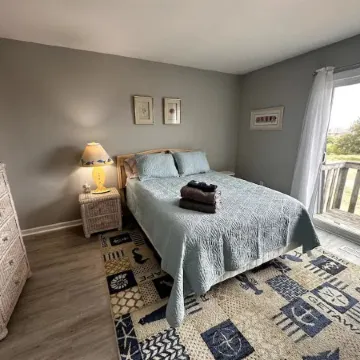 KH Escape! Pool+Tennis+Basketball+0.8 mi to Beach!