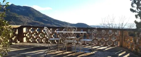 Spa Chateau la Tour Отели в г. Мериндоль-Лез-Оливье