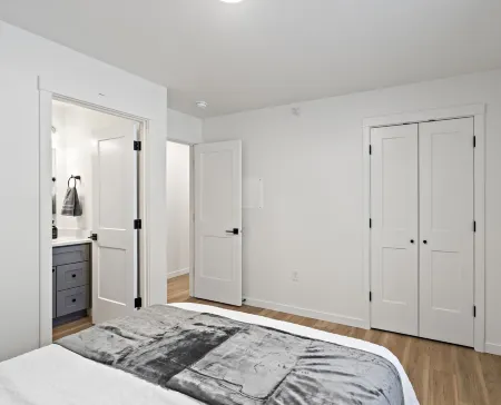 North Lakes Retreat in Eagle River Отели в г. Eagle River