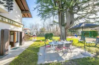 Cedar House Villa Few Minutes From Lake - Happy Rentals