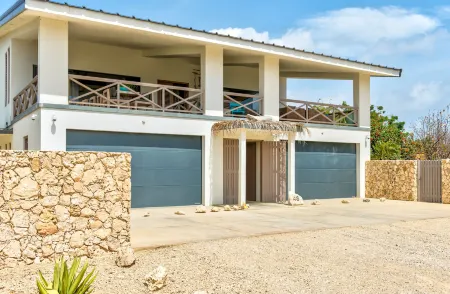 Vista Alegre by Boutique Bonaire Unique Resort