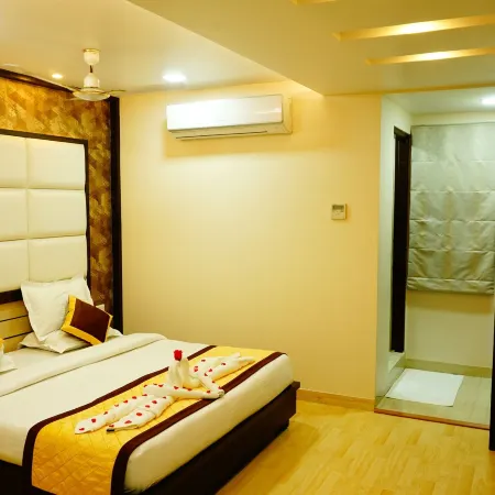 Hotel Golden Laurel Inn