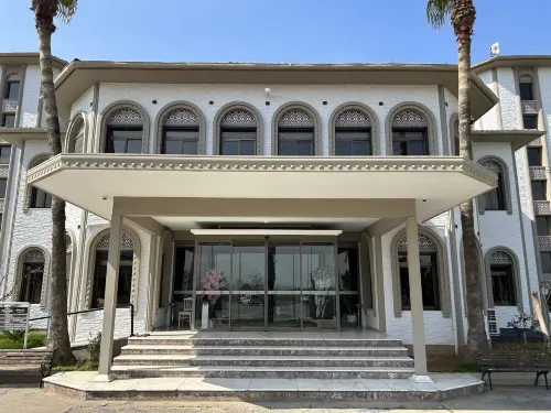 Yahura Otel - parking