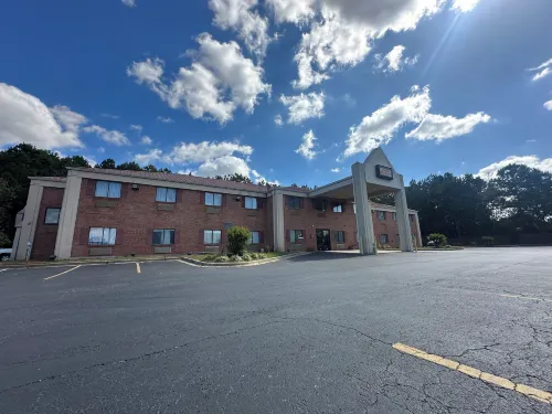 Budget Inn, Hwy 41