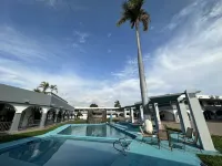 InHouse Obregón - piscine