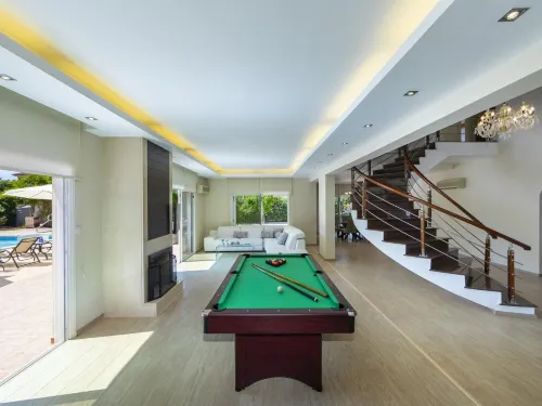 Meneou Seaside Mansion 7