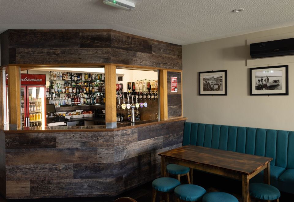 Scalloway Hotel - Housity