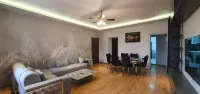 尼扎米街明珠