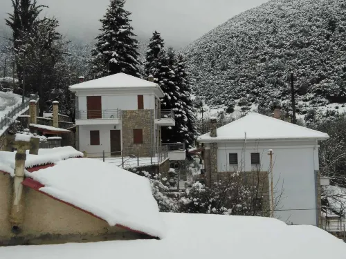 ZografosHome Hotel a Kalavrita