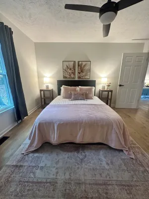 Large 4-bedroom house in Murfreesboro with Game Room & Pet Friendly - Sleeps 12 Hotels near Technology Engagement Center