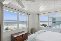 "Seaglass Cottage" - Direct Oceanfront, Vilano beach access near St. Augustine