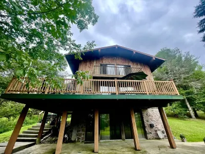 Sunset Cedar Chalet: Getaway in Ellicotville