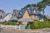 Villa Deauvillaise à 5 mn de la Plage 12/14 Pers Các khách sạn ở 