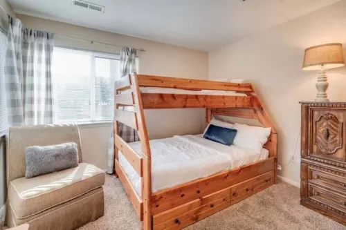 The Seacrest ~ 2 Bed & Bath by the Beach! - Apartments
