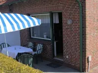 Quietly located vacation home near the beach & harbor in Carolinensiel - WLAN+pets Hotels in Carolinensiel