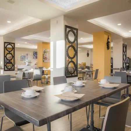 Boavista Golf & Spa - Bela Colina Holidays Отели рядом с достопримечательностью «Пляж Луш»
