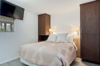 Mid-Century Oasis w/ Private Pool & Mountain Views