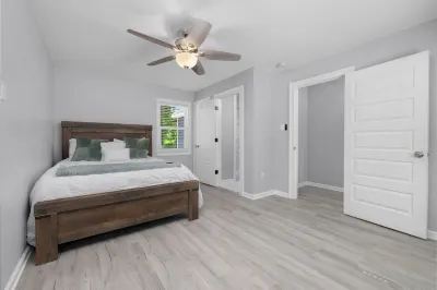 “New listing” The Blue Farm House!!!