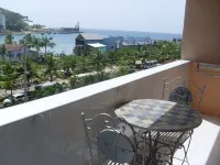 Luxurious beach  front self-catering apartment in the heart of Ocho Rios Jamaica