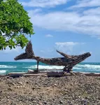 Maui Rainbows And Waves! ~Gorgeous Oceanfront!  ~ 2 Bdrm ~Corner Unit with A/C