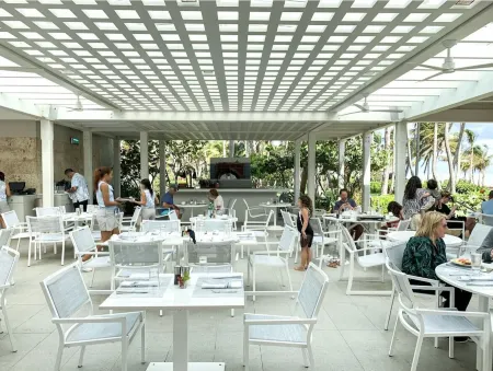 Luxurious St. Regis Bahia Beach Villa; access to Golf, Pool, Tennis & Golf Cart