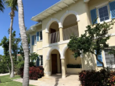 Villa 504 - Villa Renaissance on Grace Bay Beach - PELOTON IN UNIT - 1 bedroom