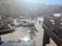 Location! location! location! Steps from the Eagle chair lift.