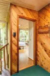 Charming 2-bedroom lodge in beautiful Volcano with Hot Tub