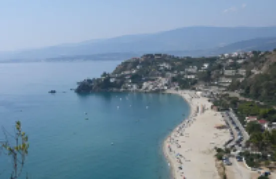 Apartment in the city center 15 minutes from the beaches of Soverato and Copanello