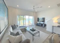 NEW! Modern Beach/Oceanfront Condo - STUNNING! Seabreeze Villas