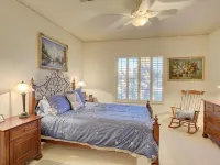 Sun Lakes Resort Style 55+Active Adult Water Front-  golf swim tennis and more! Hotels in Sun Lakes