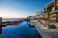 Luxurious Residence with Panoramic Views to the Sea of Cortés