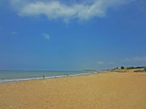 Villa 145 m² with swimming pool 100 metres from the sea Air conditioning in living room +1bedroom