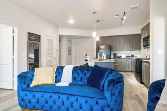 NEW Luxurious, Spacious 2 bd GATED community Отели рядом с достопримечательностью «Маркет сквер эт Элдридж»