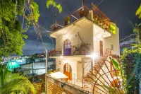 Beautiful private villa with pool, roof terrace