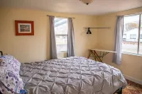2 bed 1 bath cottage home