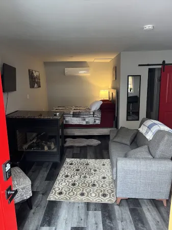 Romantic guest house in the heart of Niagara wineries