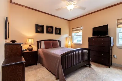 Bermuda Beach Ocean Front 2-Bedroom Condominium - Gold Standard Approved