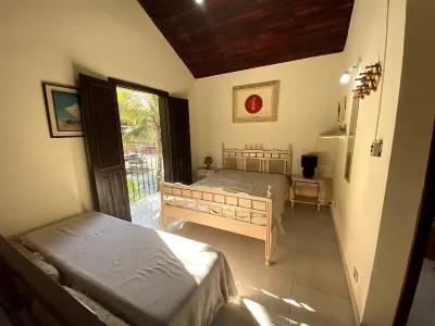 Guaecá Beach 4 People - gated community, 20 meters from the beach Hotel in zona Praia Barequeçaba