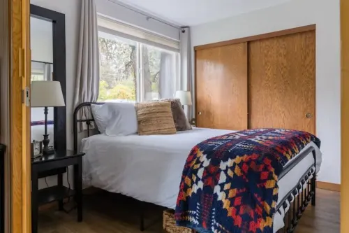McCall Suite Spot: 1-bedroom with indoor fireplace