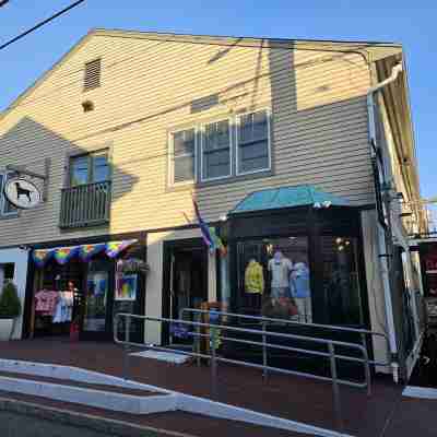 Newly renovated apartment in the heard of Provincetown Hotel Exterior