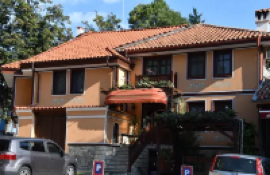 文藝復興廣場家庭酒店 酒店