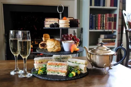 The Loch Lomond Arms Hotel